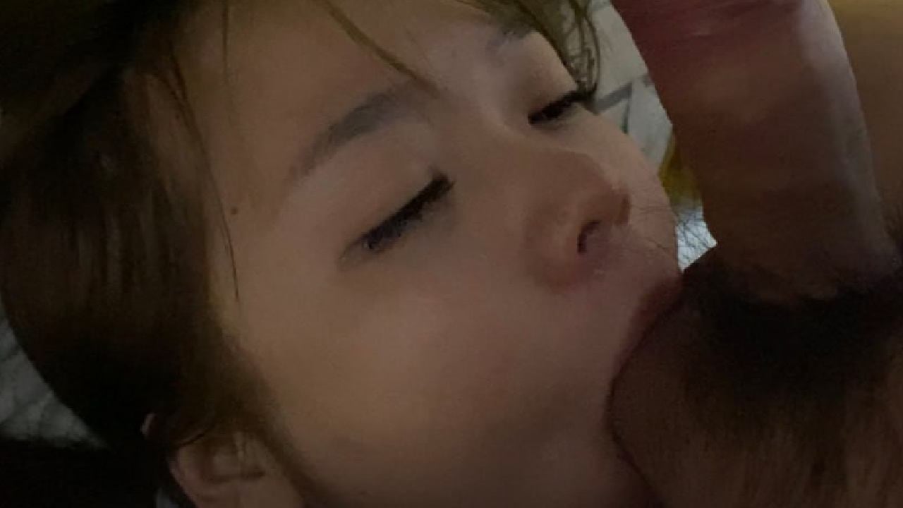南京温莎KTV下大雨事件 珠江路店陪唱女疑被下药 包间失禁喷尿惨遭轮流侵犯视频全网疯传